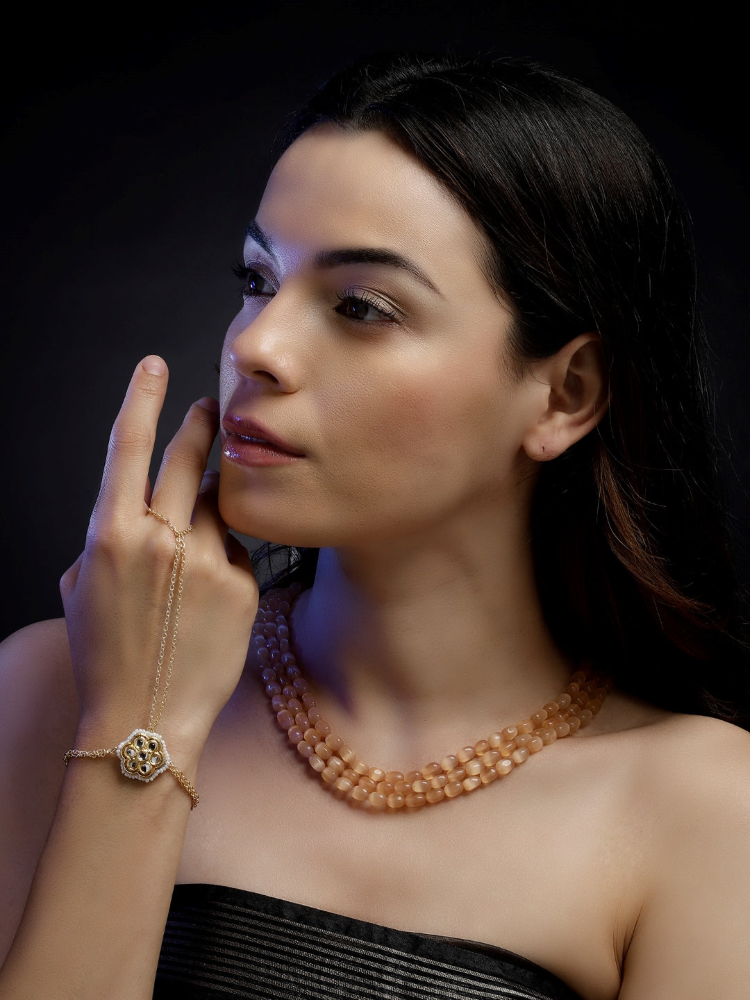 Kundan Hathphool with drawstring Closure