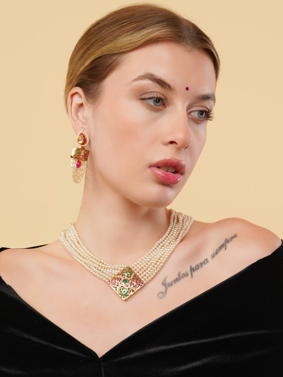 Jadau Earring with Pearl work and kundan touch