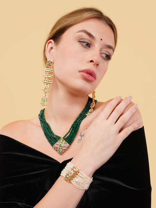 Jadau bracelet with Pearl Layers