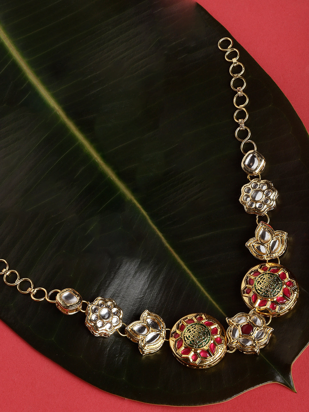Kundan Mathapatti with Meenakari touch
