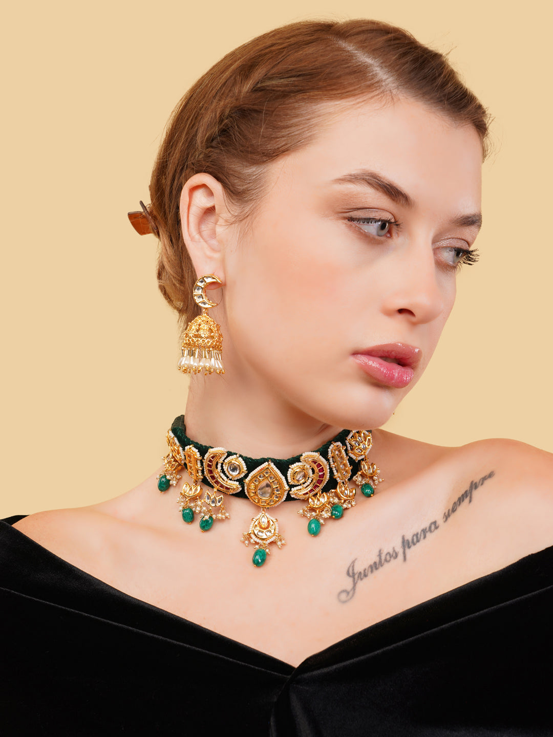 Kundan Chokar with handmade dori nad muti shape tikras