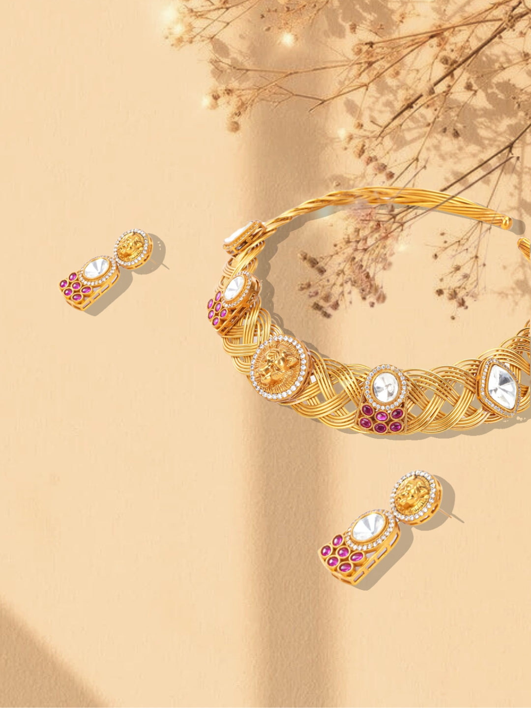 Tiger shape inspired choker with earrings having moissanite stones