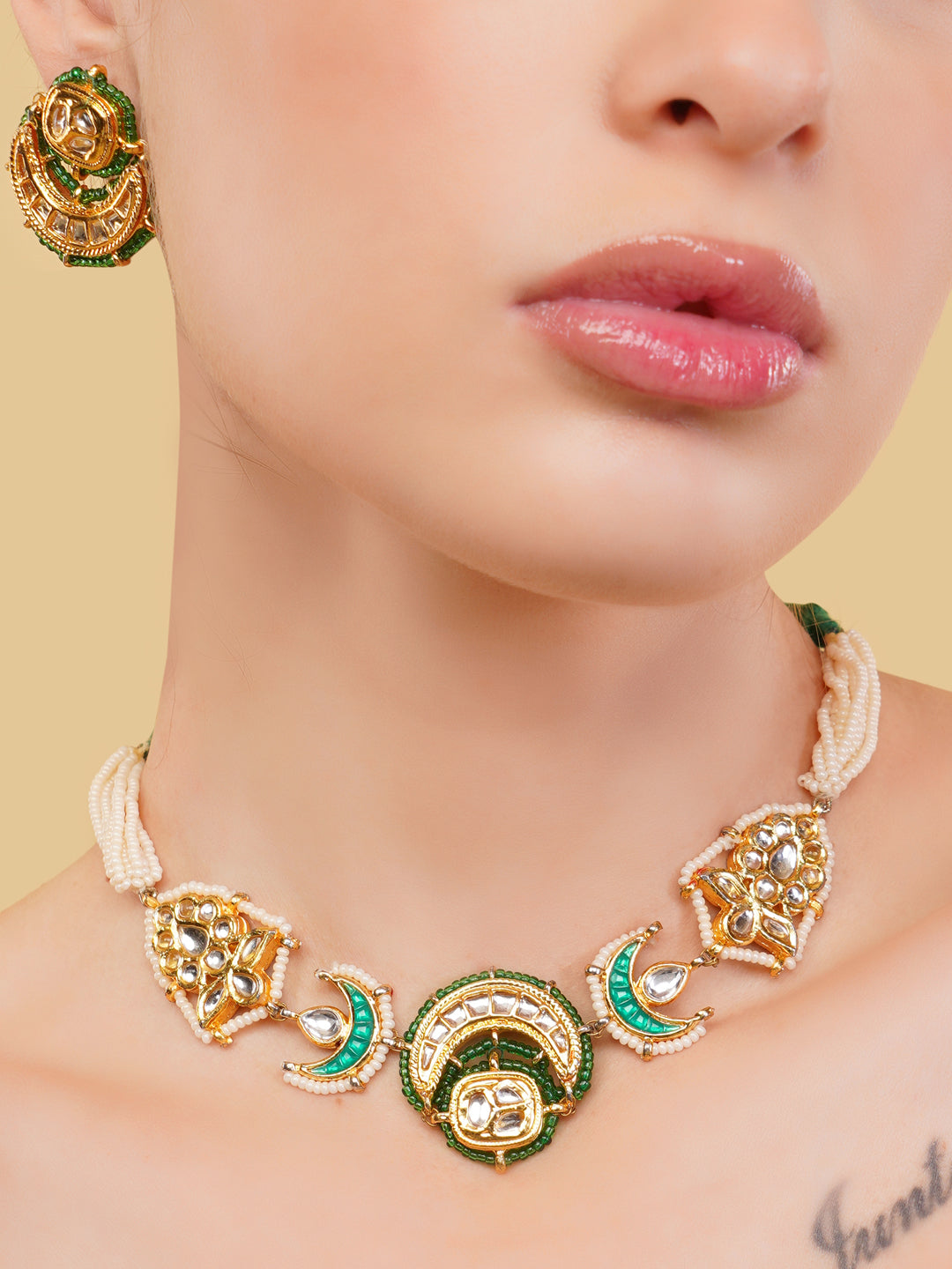 Kundan with Multi Shaped tikras Jewellery Set with adjustable dori