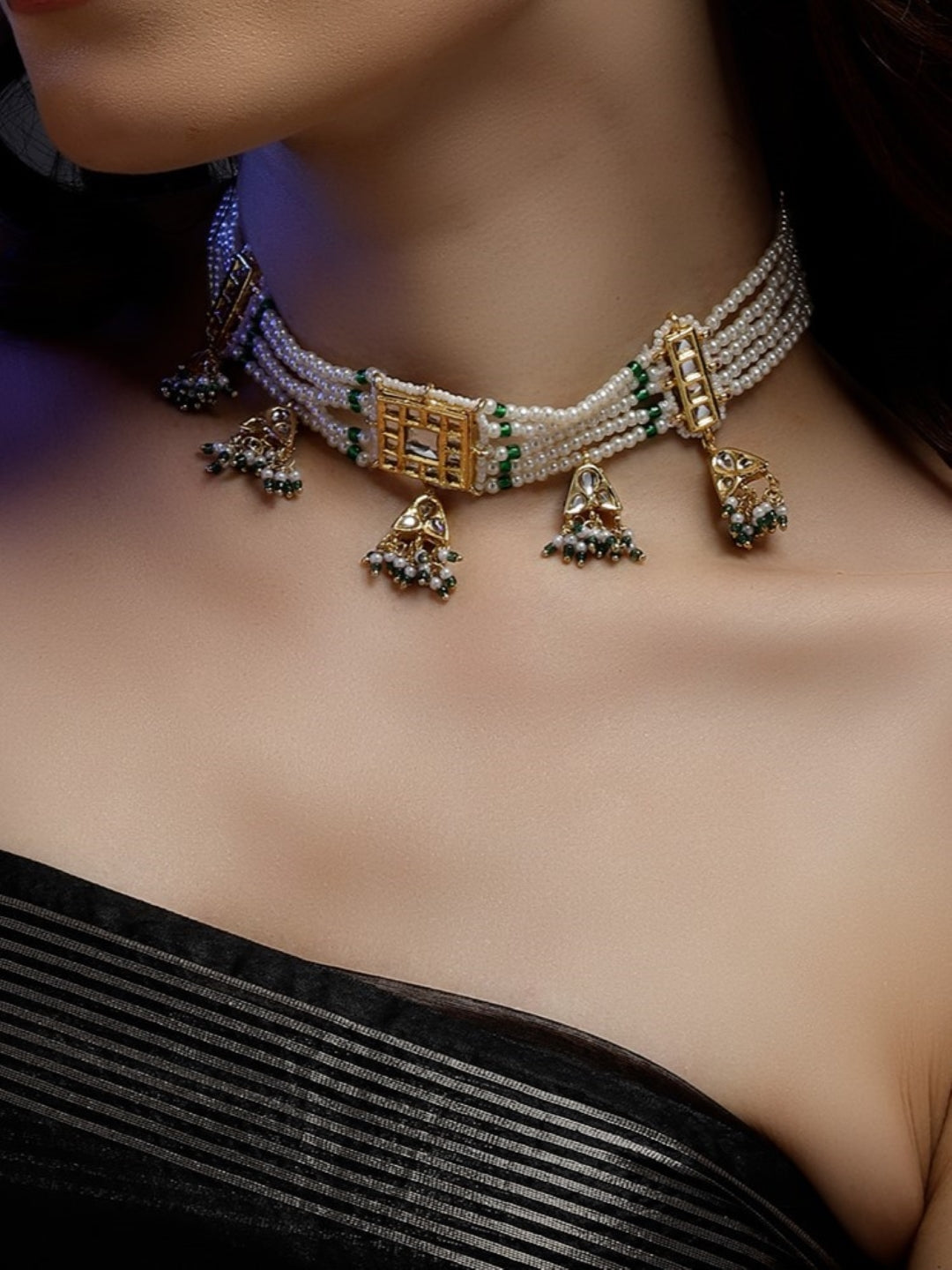 Kundan Necklace with Pearls Strings and kundan hangings