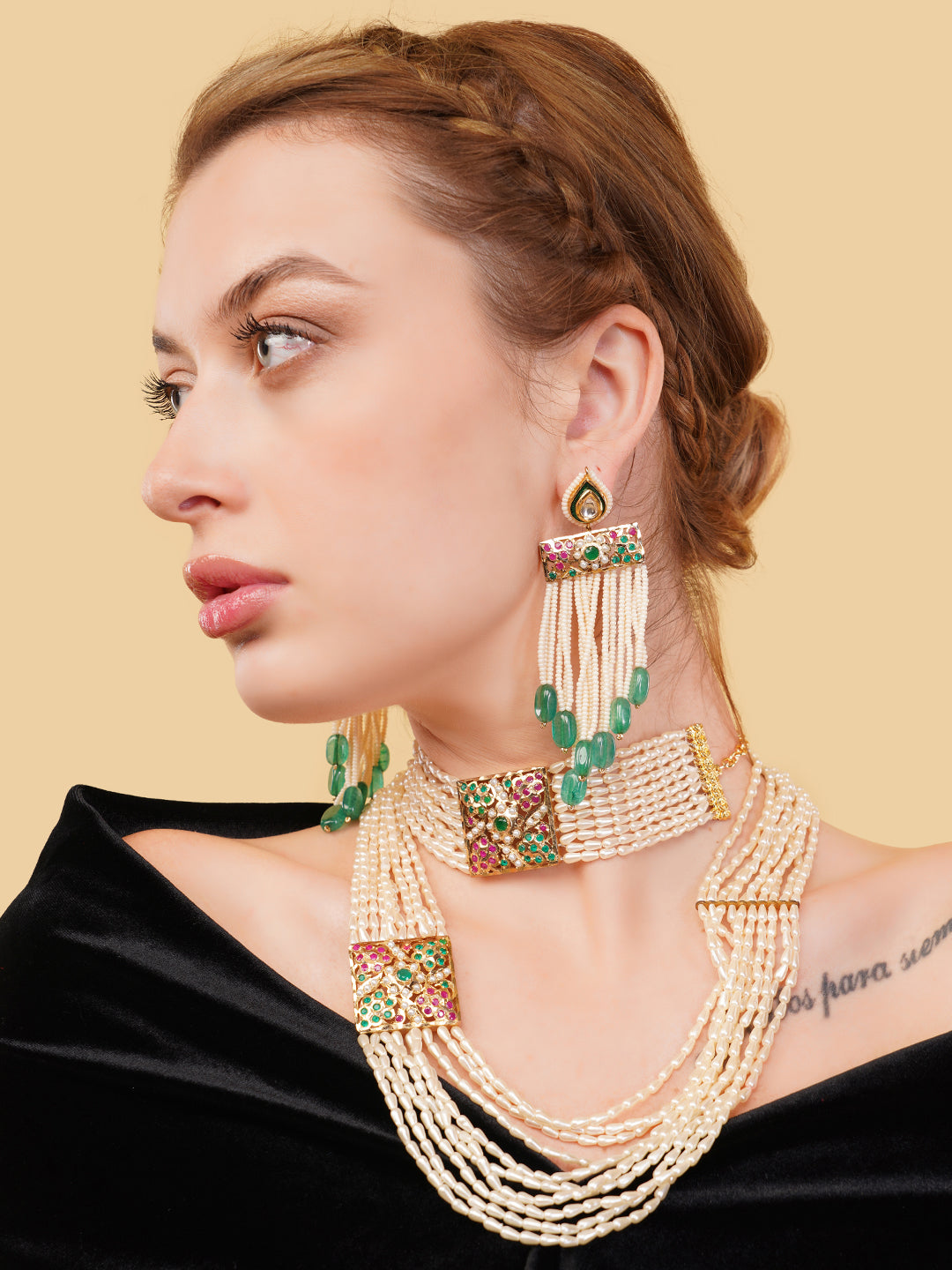Jadau Necklace with pearls lines and handmade adjustable dori