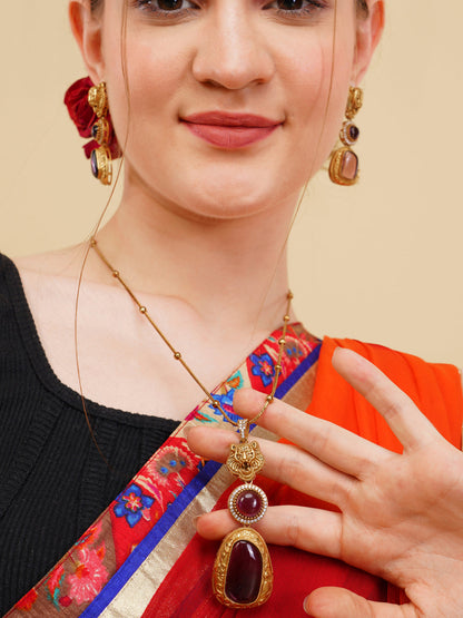 Maroon and Gold Moissanite Stones used with Tiger design Necklace and earrings set from Dugristyle Ruhaniyat By Dugran
